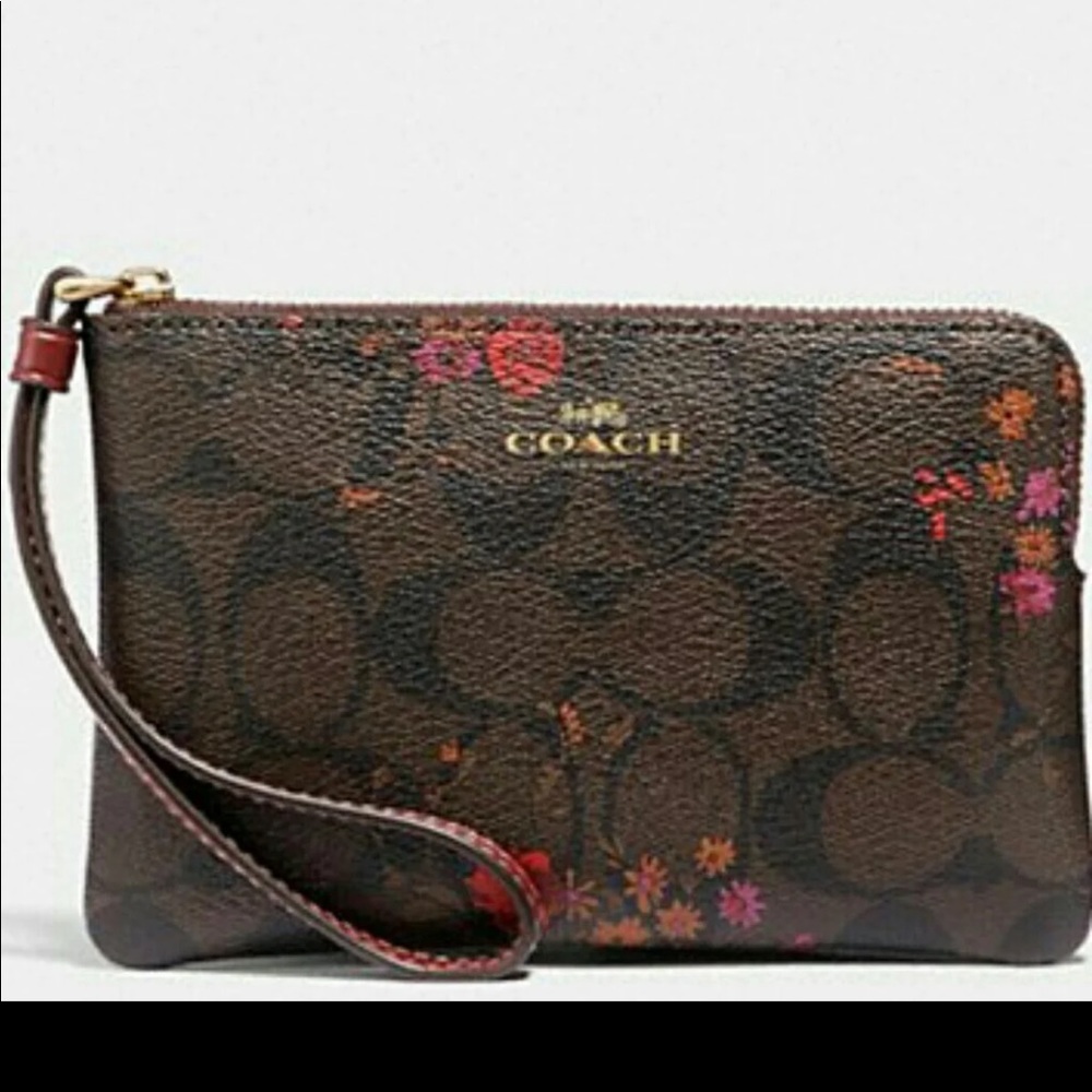 ❌❌SOLD❌❌Coach Floral Zip Wristlet